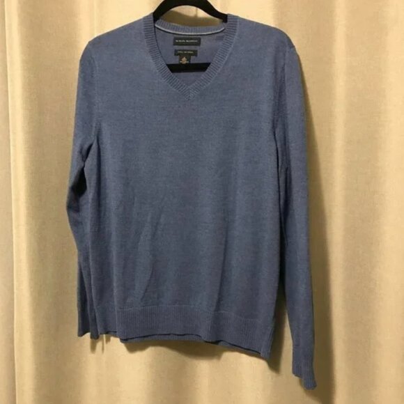Banana Republic Extra Fine Merino Wool Sweater - Picture 1 of 8